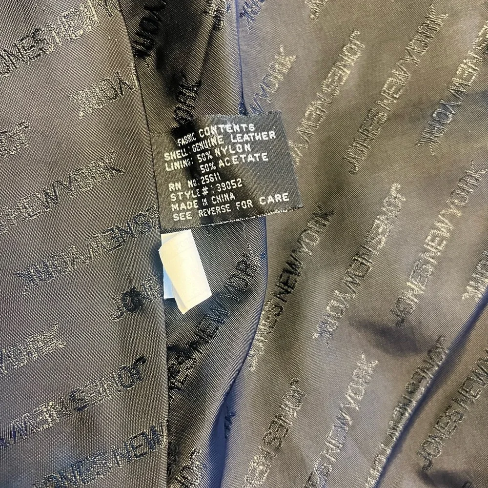 Jones New York Black Leather Women's Jacket - Picture 9 of 12